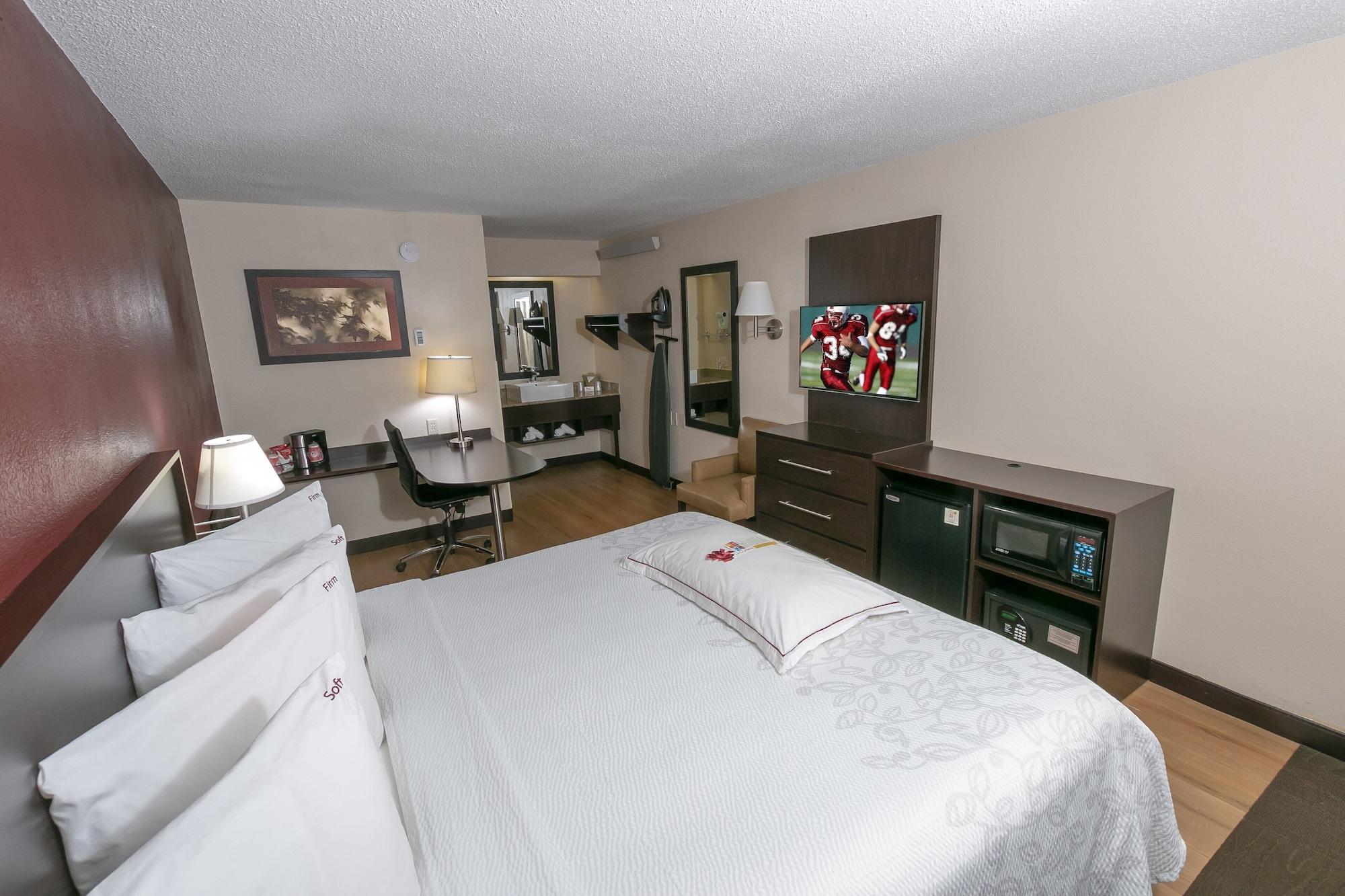 Red Roof Inn Plus+ West Springfield Εξωτερικό φωτογραφία