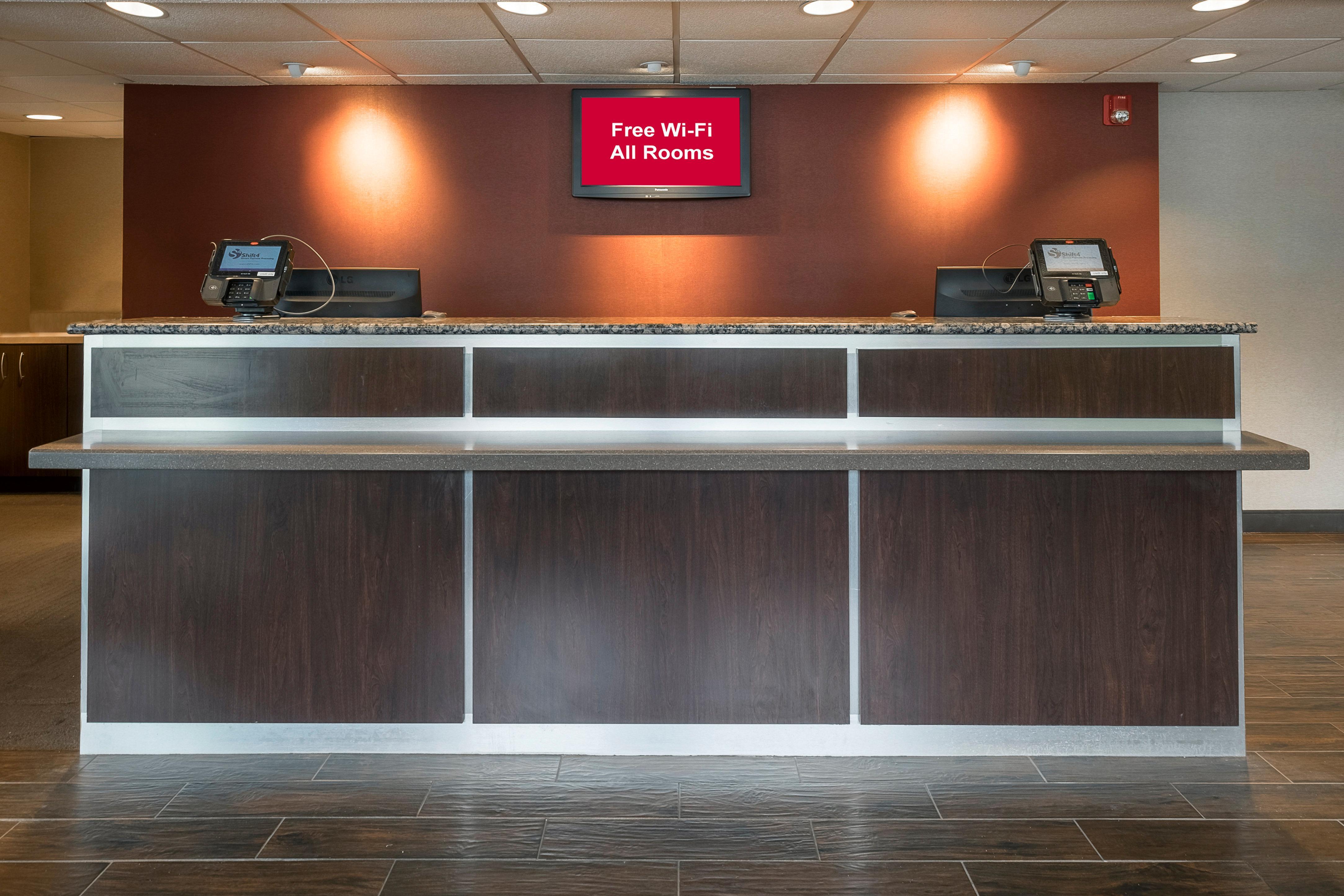 Red Roof Inn Plus+ West Springfield Εξωτερικό φωτογραφία