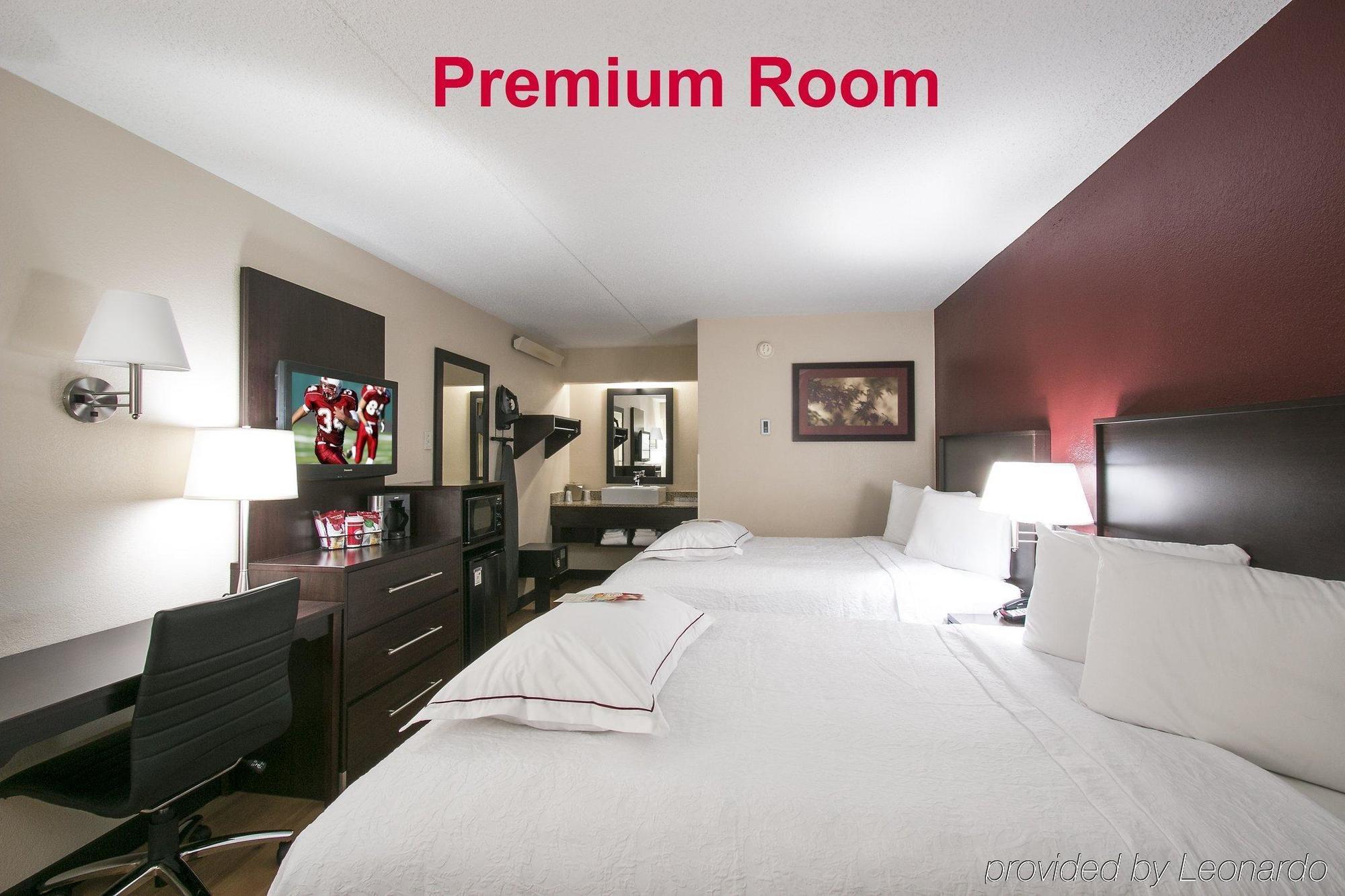 Red Roof Inn Plus+ West Springfield Εξωτερικό φωτογραφία