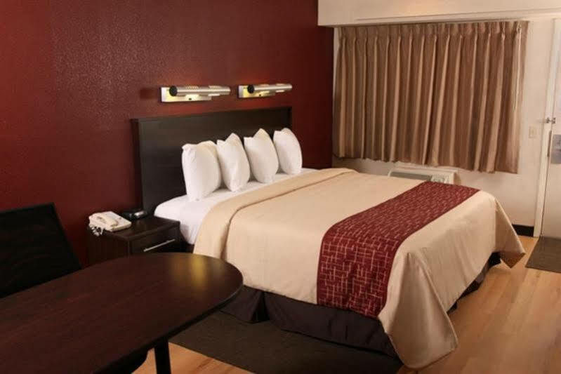 Red Roof Inn Plus+ West Springfield Εξωτερικό φωτογραφία